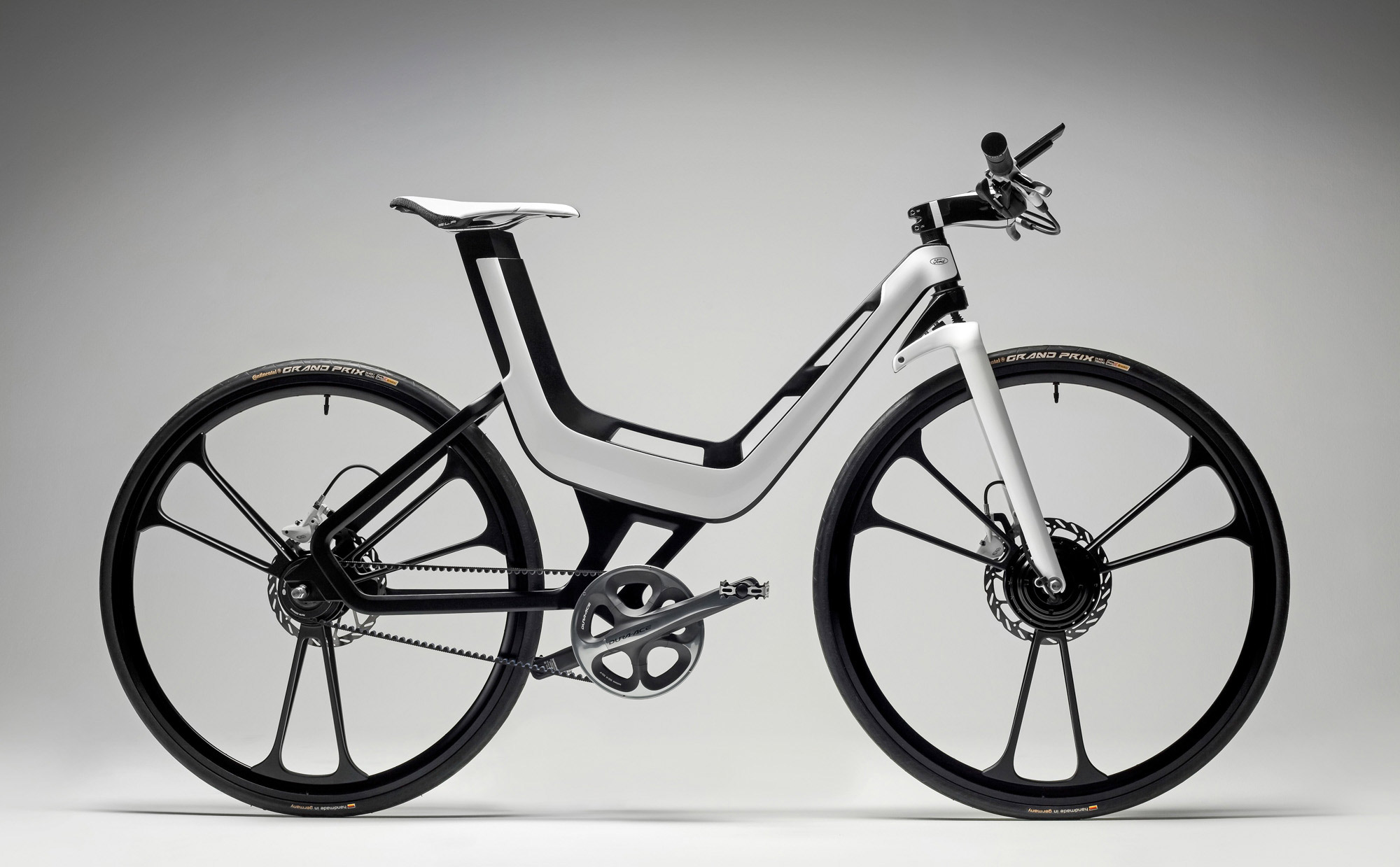 lina-sommer-ford-ebike.jpg